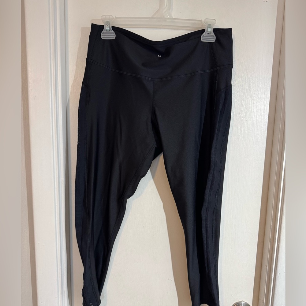 Under Armour Black Leggings Stretchy Athletic Wear size XL